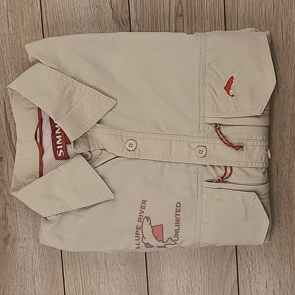 SIMMS Hunting Fishing Khaki Beige Nylon Guadalupe Sz S Mens Long Sleeve Shirt